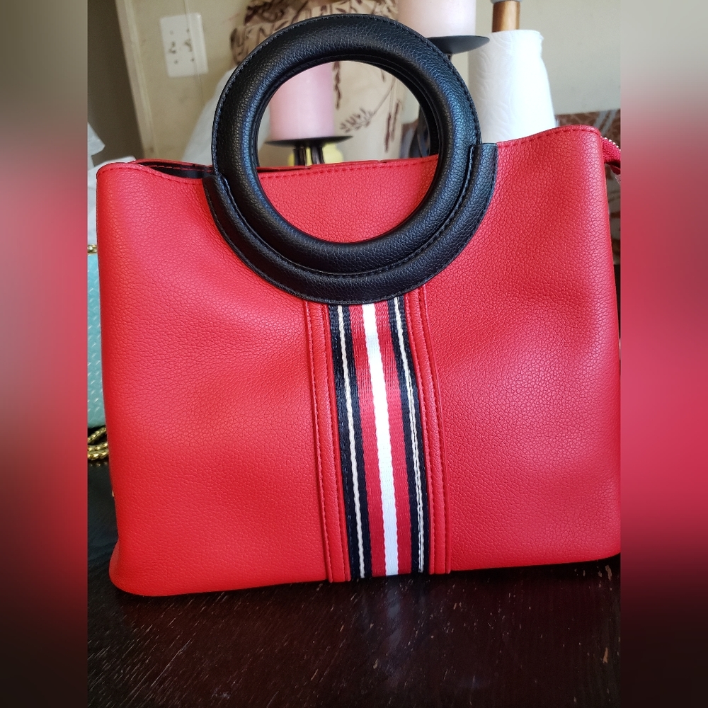 Handbag